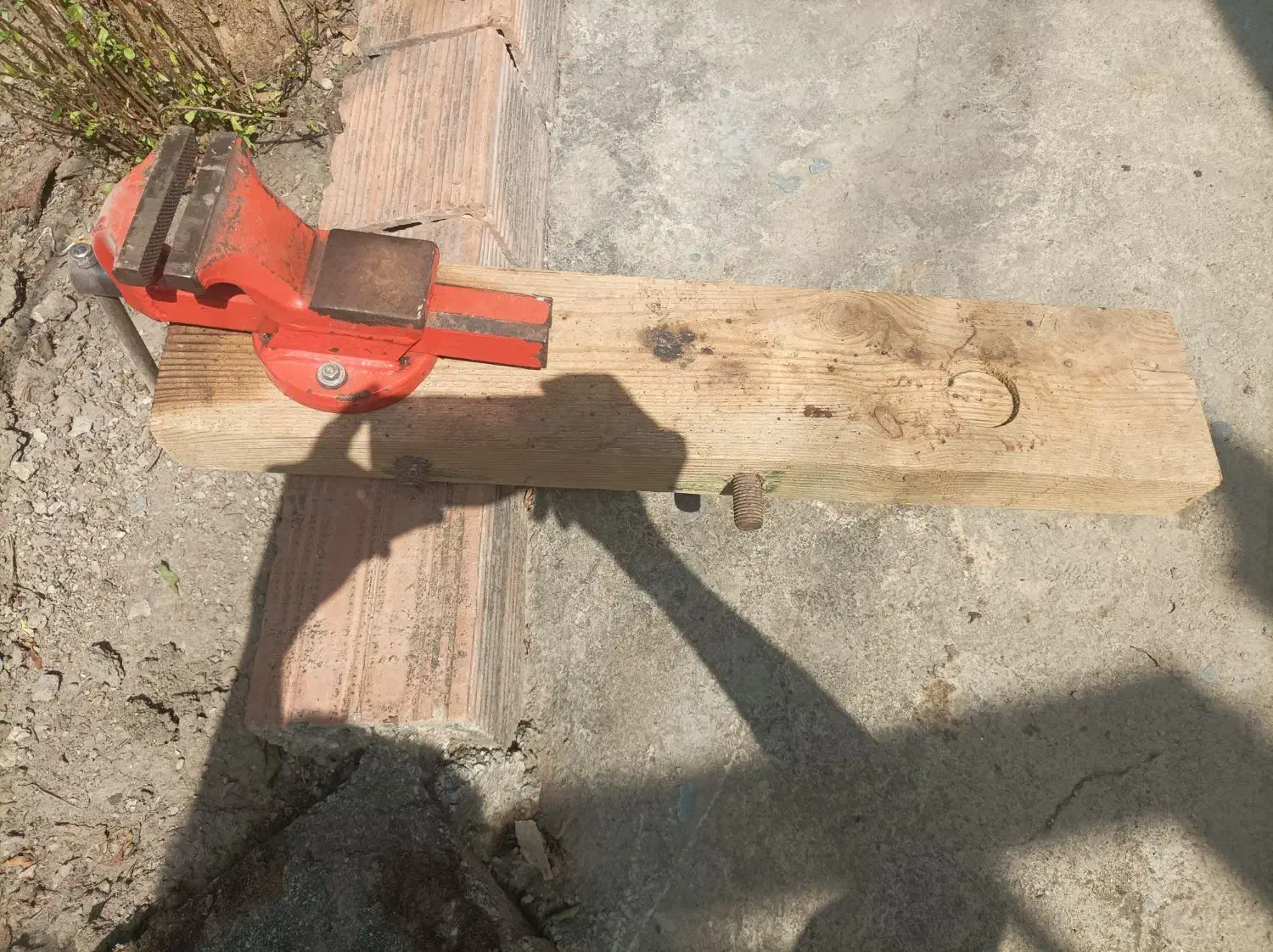 حدیده دستی و گیره رومیزی|ابزارآلات|آزادشهر, |دیوار