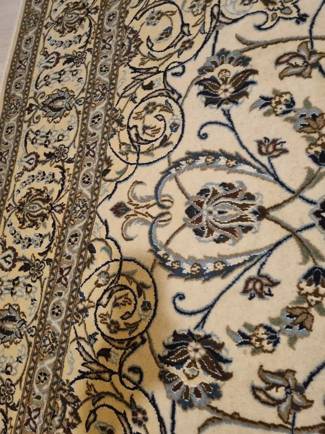 رهن آپارتمان سه خوابه|اجارهٔ آپارتمان|شیراز, فضل‌آباد|دیوار