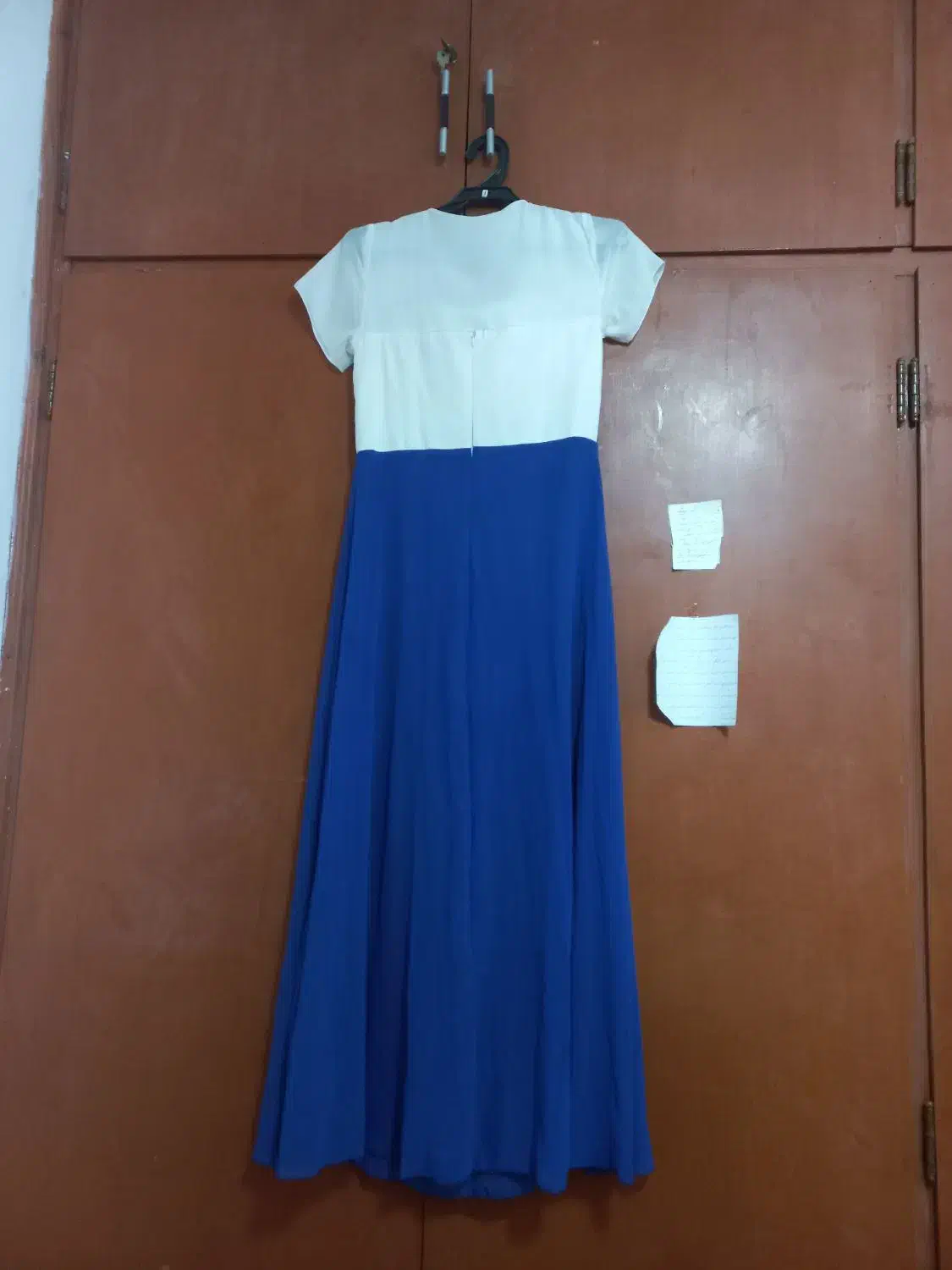 لباس مجلسی|لباس|لاهیجان, گلستان|دیوار