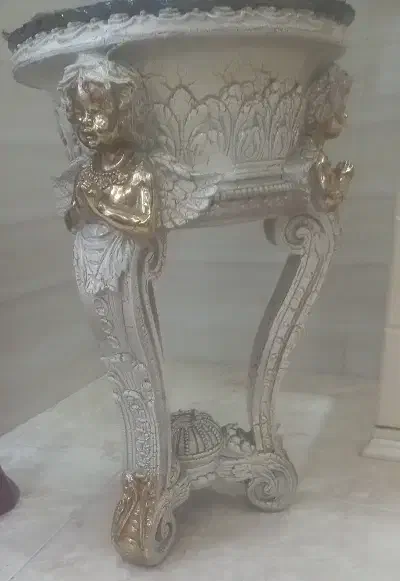 میز سه پایه|میز و صندلی غذاخوری|سیرجان, |دیوار