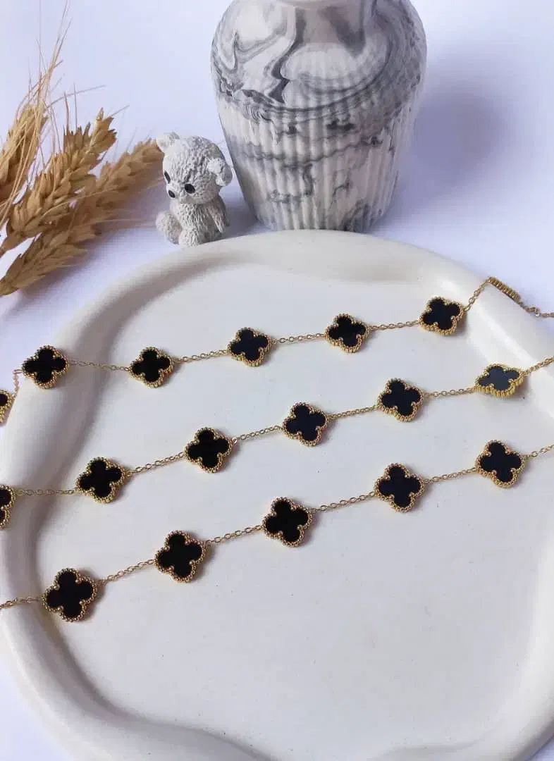 گوشواره ۳۹ تومن رنگ ثابت ضمانت|بدلیجات|اصفهان, شاهزید|دیوار