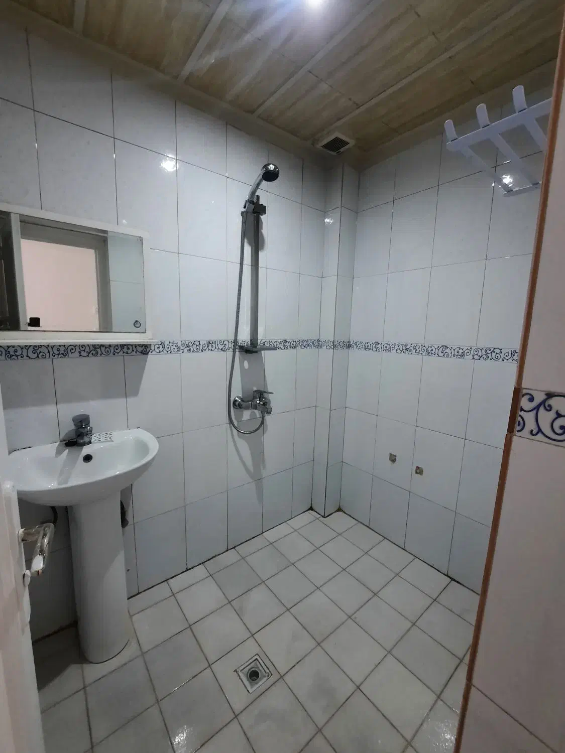 ۹۰ متر ۲ خواب روبه آفتاب ، شهید صالحی