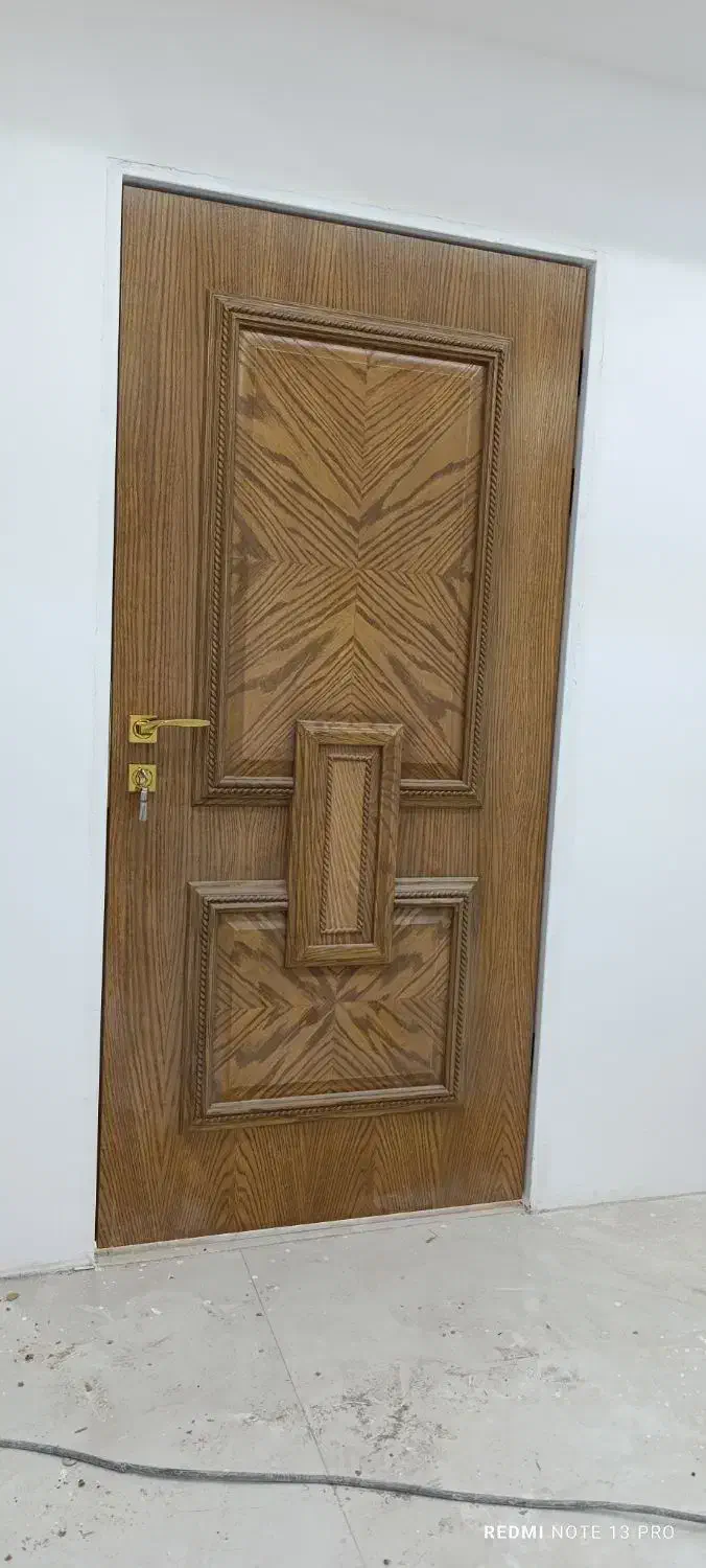 حراج درب های چوبی و ضد سرقت|خدمات پیشه و مهارت|شیراز, کرونی(خاتونک)|دیوار