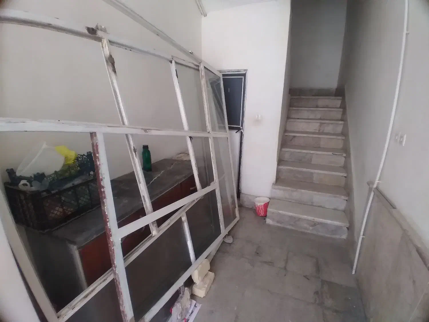 درب وپنجره اهنی در حد نو با شیشه|حراج|مشهد, طلاب|دیوار