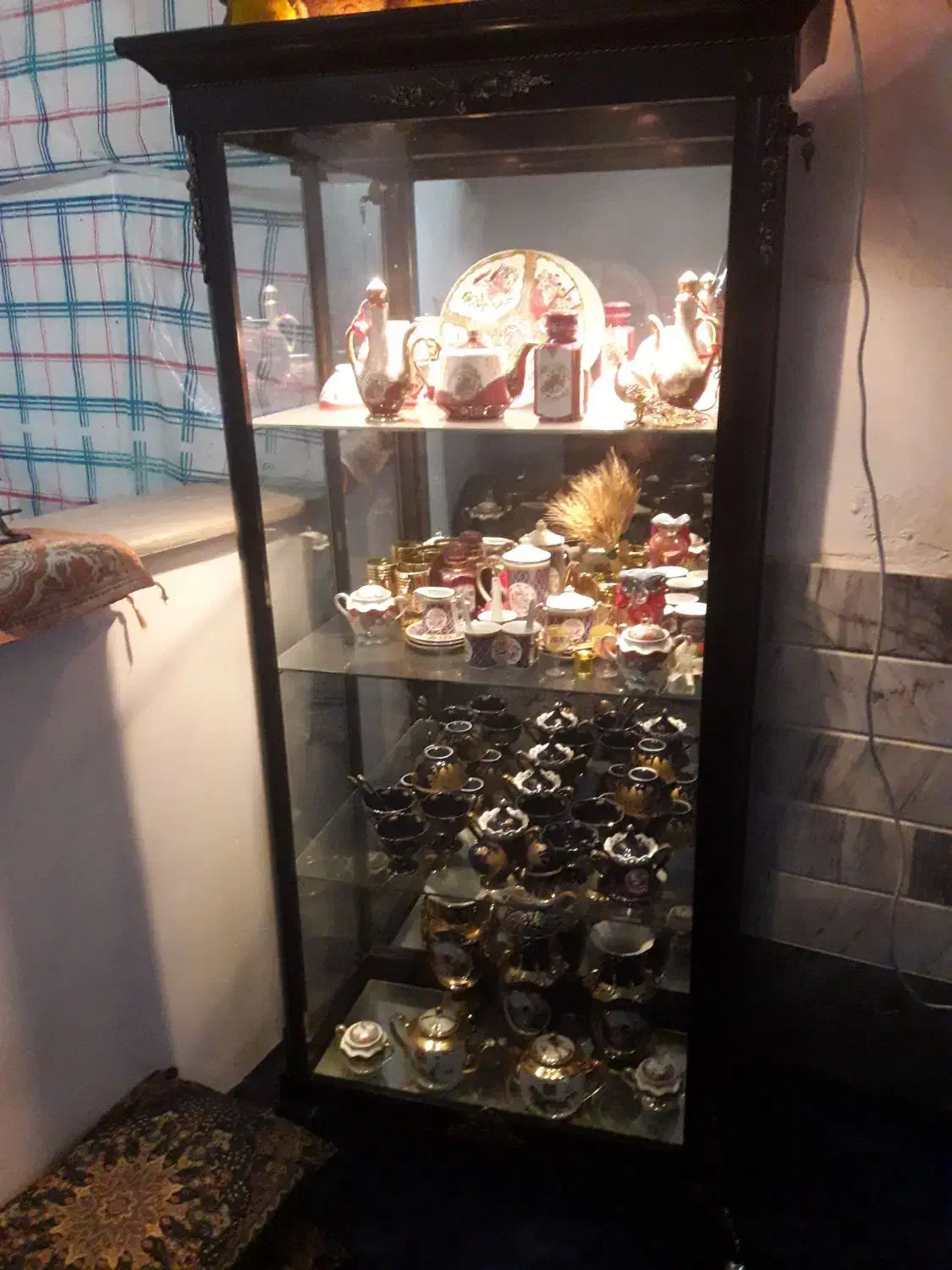 ویترین اهنی|بوفه، ویترین، کنسول|قم, زند آباد|دیوار