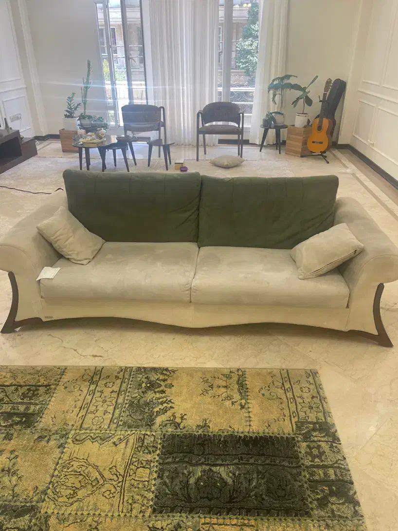 مبل راحتی ۷ نفره قیمت توافقی|مبلمان خانگی و میز عسلی|تهران, هروی|دیوار