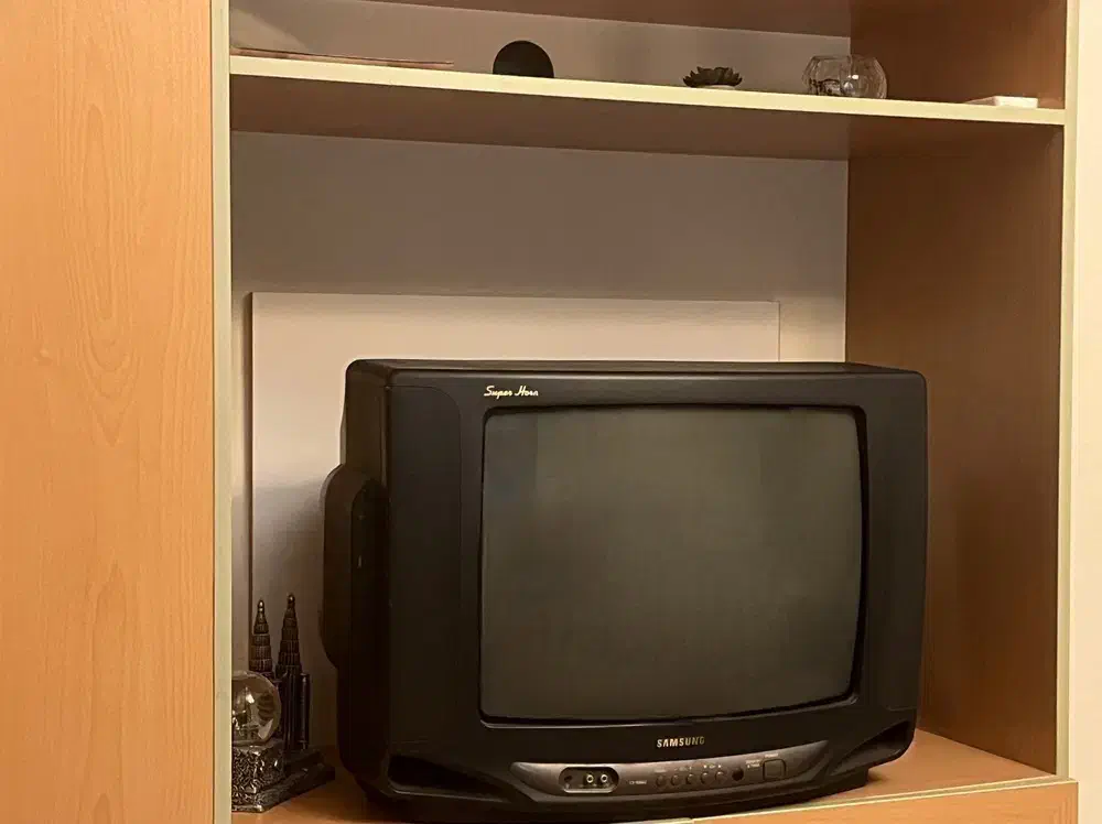 تلویزیون ۲۱ اینچ سامسونگ اصل|تلویزیون و پروژکتور|بابل, |دیوار