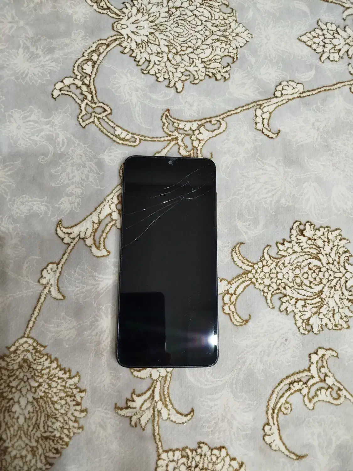 گوشی A05 صفحه ش شکسته زیر قیمت گذاشتم|موبایل|پاکدشت, حصار امیر|دیوار