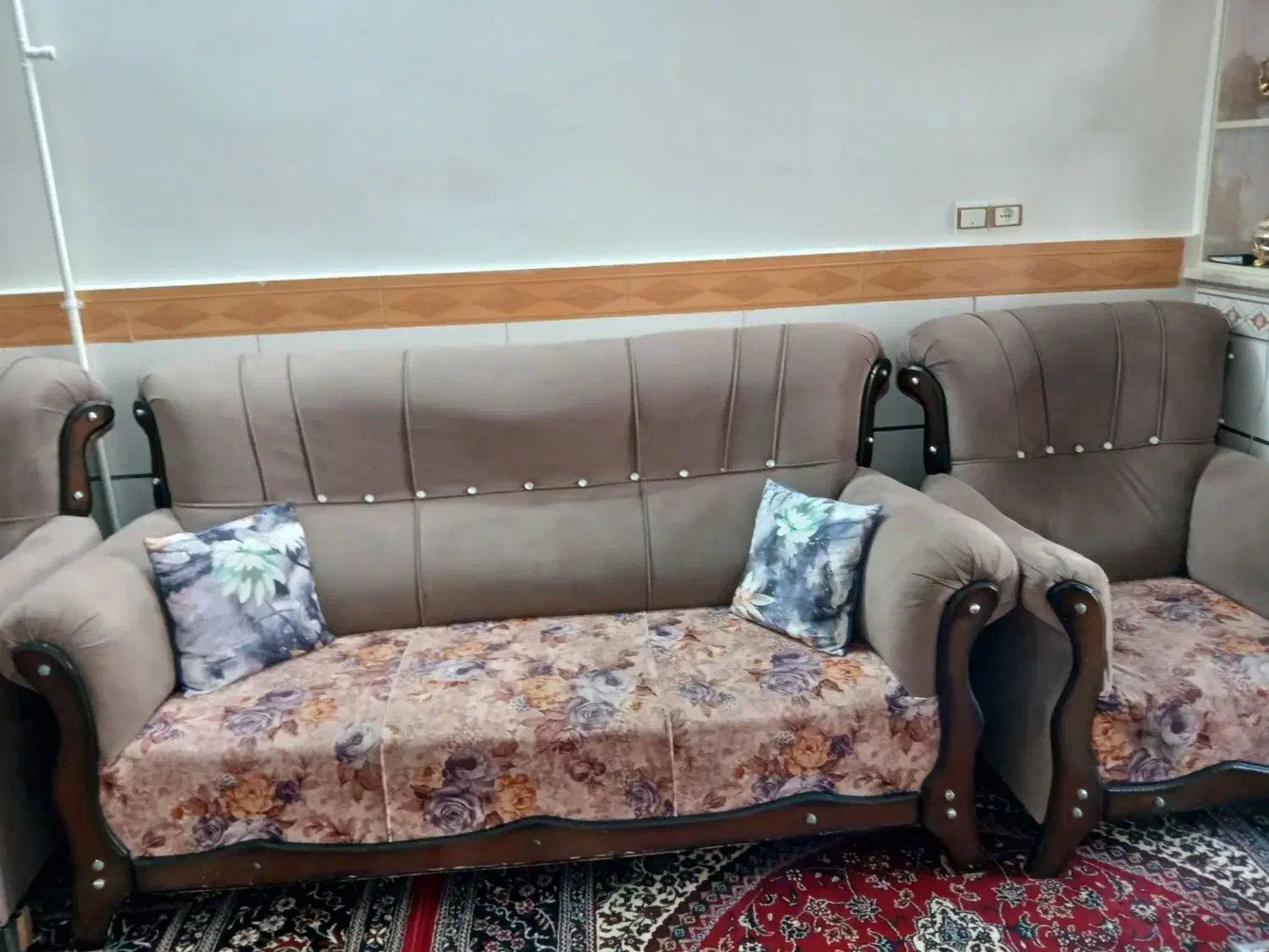 مبل ۷نفره راحتی|مبلمان خانگی و میز عسلی|تاکستان, |دیوار