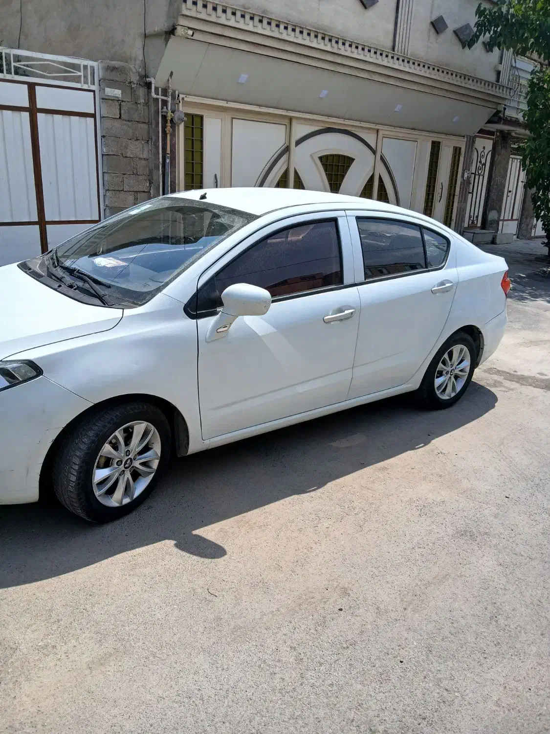 برلیانس|خودرو سواری و وانت|نجف‌آباد, یزدانشهر|دیوار