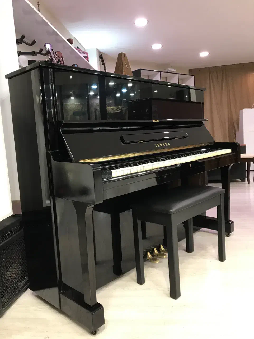 پییانو|پیانو، کیبورد، آکاردئون|تهران, سیمای ایران|دیوار