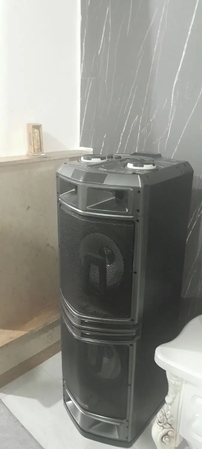 اینه|بوفه، ویترین، کنسول|رشت, کوی جام جم|دیوار