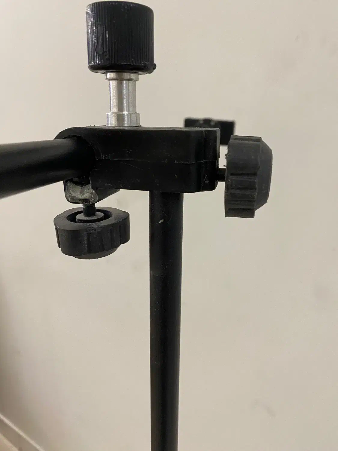 سه پایه دوربین و موبایل بلند ترین مدل zomei|دوربین عکاسی و فیلم‌برداری|کرج, دهقان ویلا|دیوار