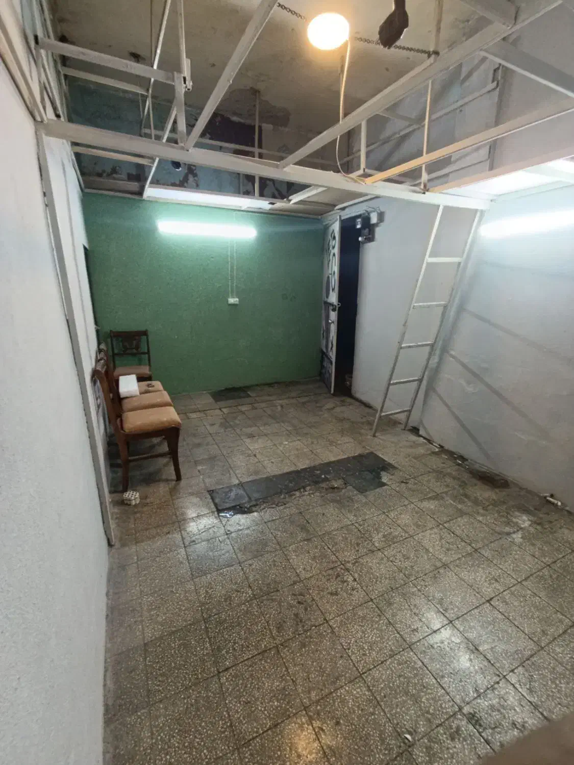 اجاره مغازه یا انبار|اجارهٔ مغازه و غرفه|تهران, شکوفه|دیوار