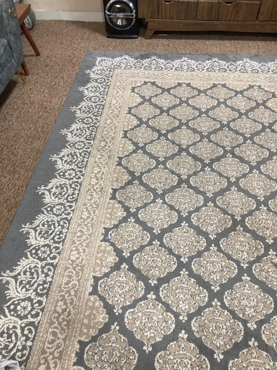 فرش|فرش|اهواز, کوی باهنر|دیوار