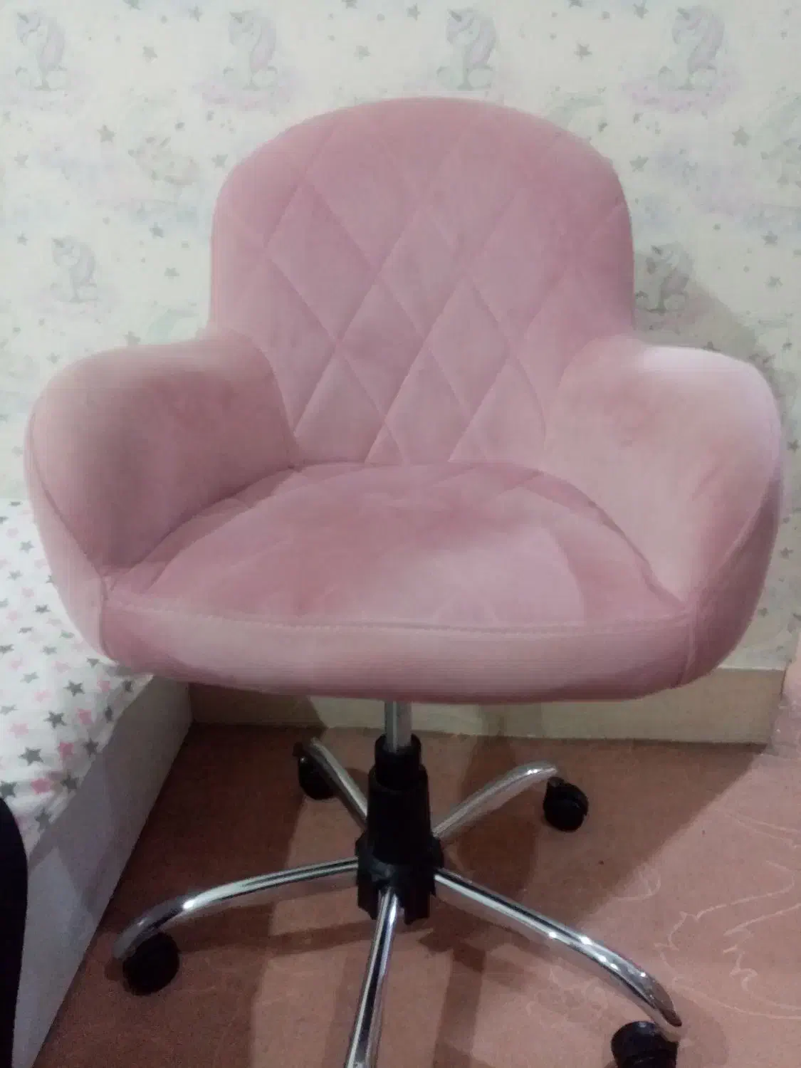 فردش صندلی چرخ دار (دخترونه)|صندلی و نیمکت|بندر ماهشهر, |دیوار