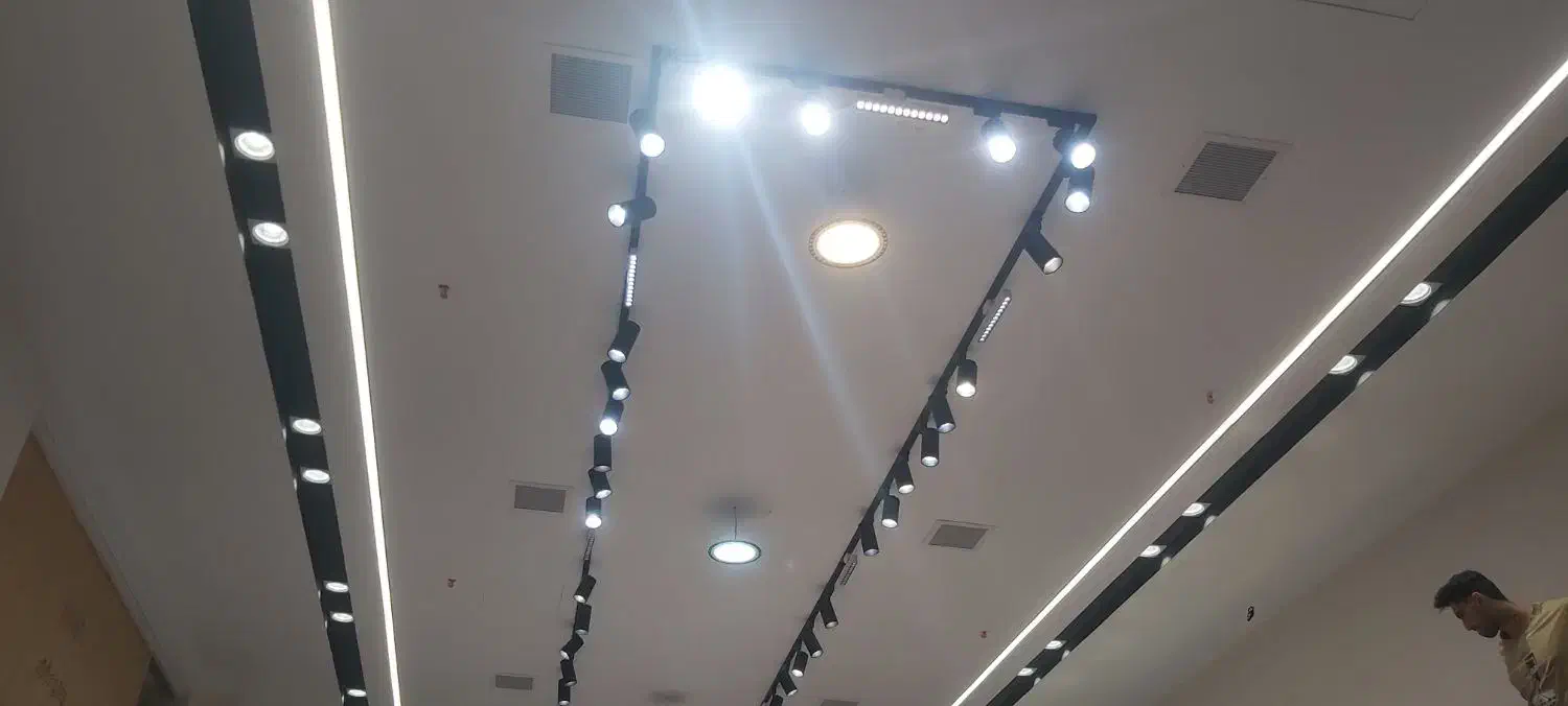 کلیه خدمات برقی ساختمان و صنعتی .|خدمات پیشه و مهارت|تهران, شهرک شریعتی|دیوار