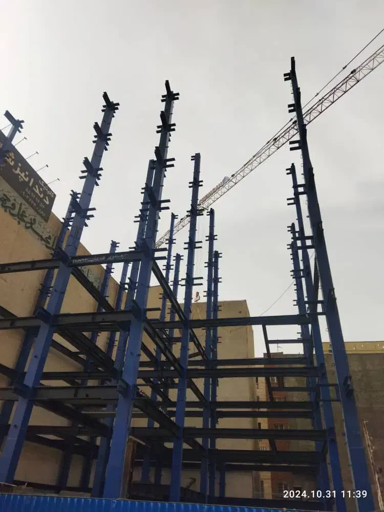 جوشکاری و اجرای انواع اسکلت های فلزی|خدمات پیشه و مهارت|ورامین, ورامین|دیوار