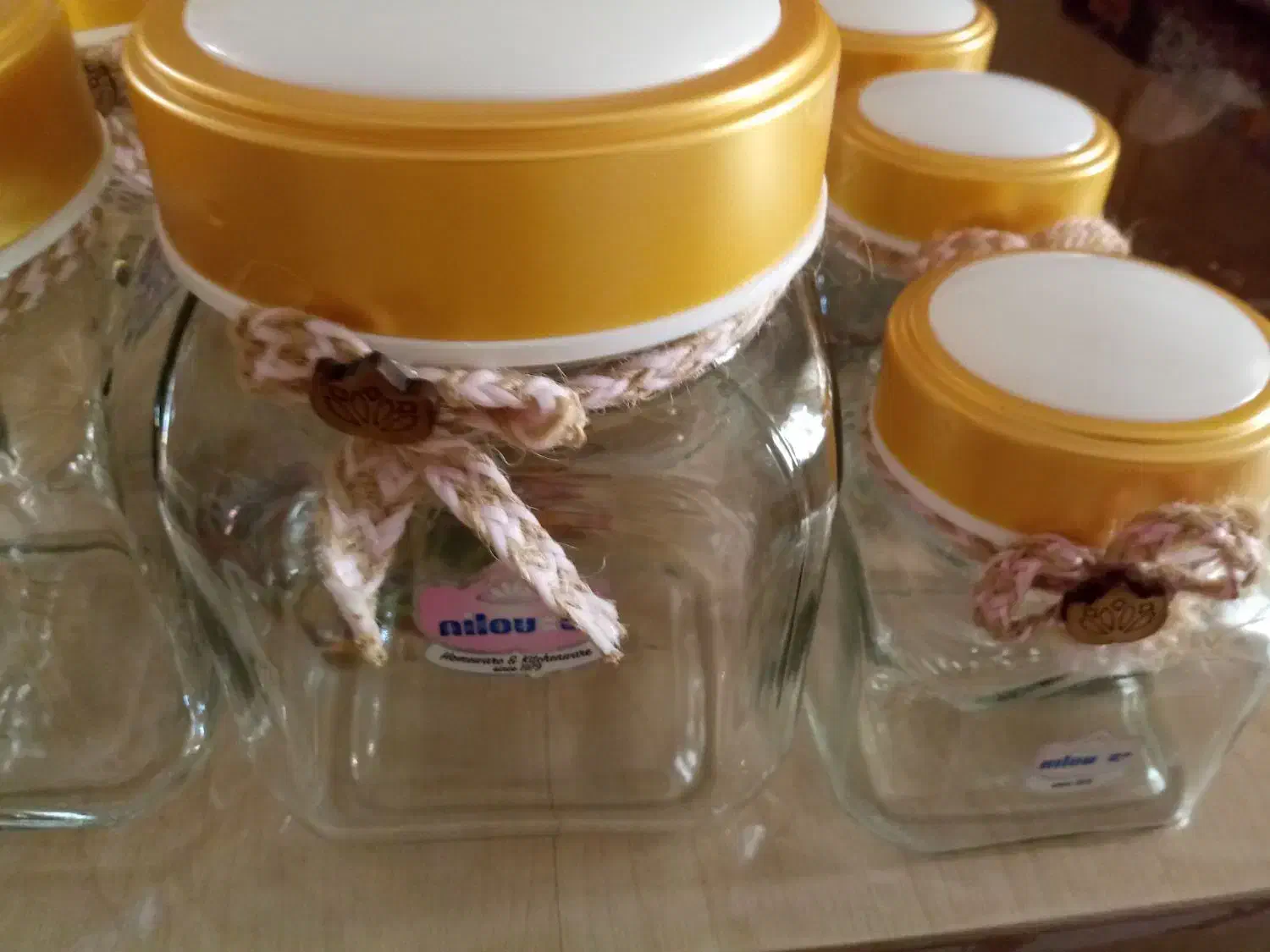 بانکه شیشه ای درپیچی 4بزرگ 4کوچک 1 اشانتیون|ظروف نگهدارنده، پلاستیکی، یک‌بارمصرف|بابلسر, |دیوار