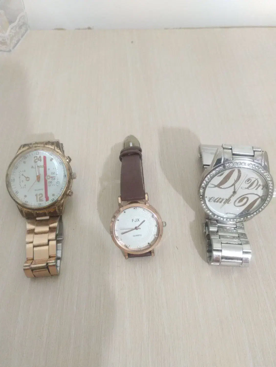 فروشی|ساعت دیواری و تزئینی|قم, کلهری|دیوار