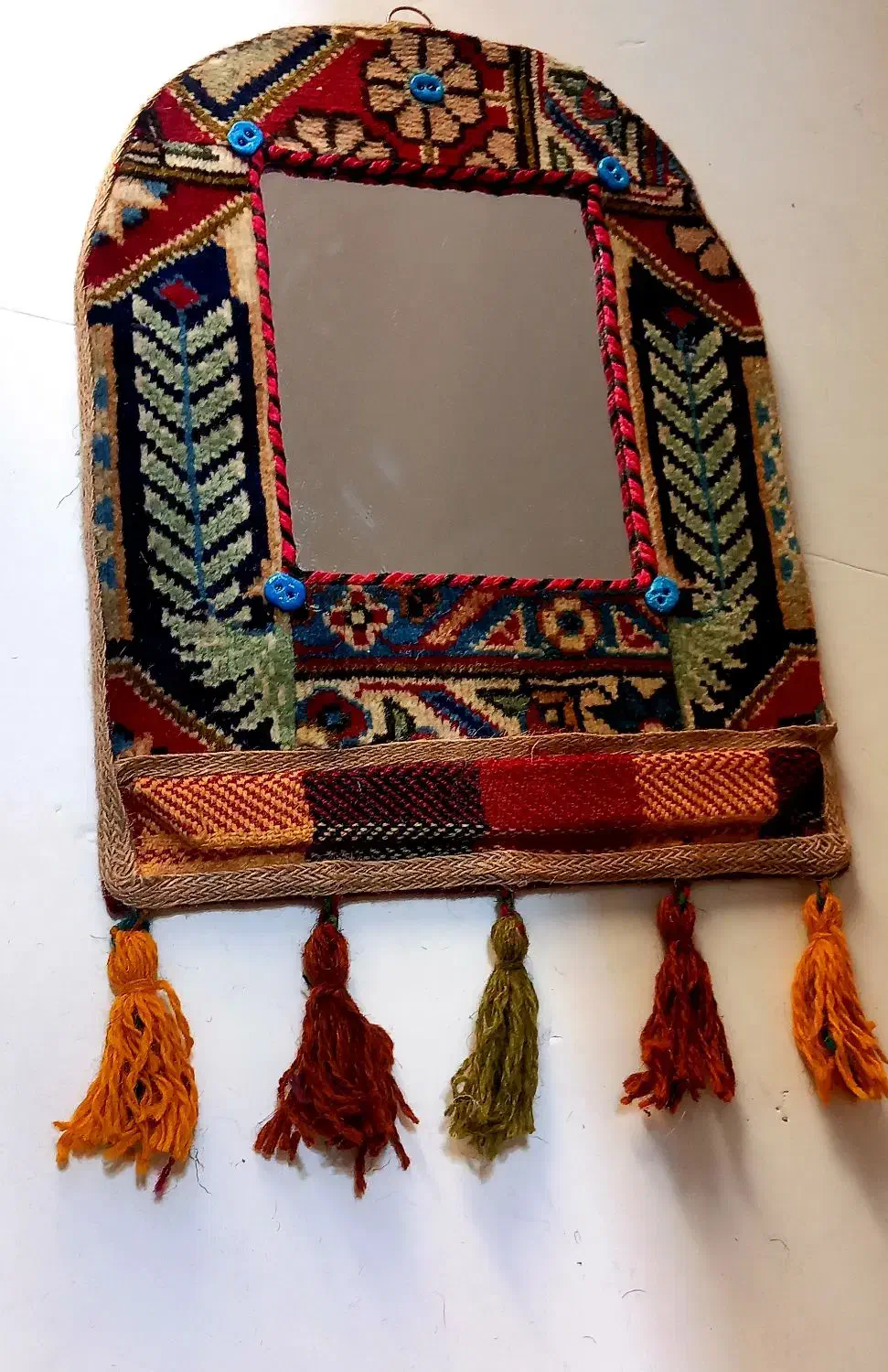 ایینه با طرح سنتی فقط ۵۹۰ت|صنایع دستی و سایر لوازم تزئینی|اسلامشهر, شهرک قائمیه|دیوار