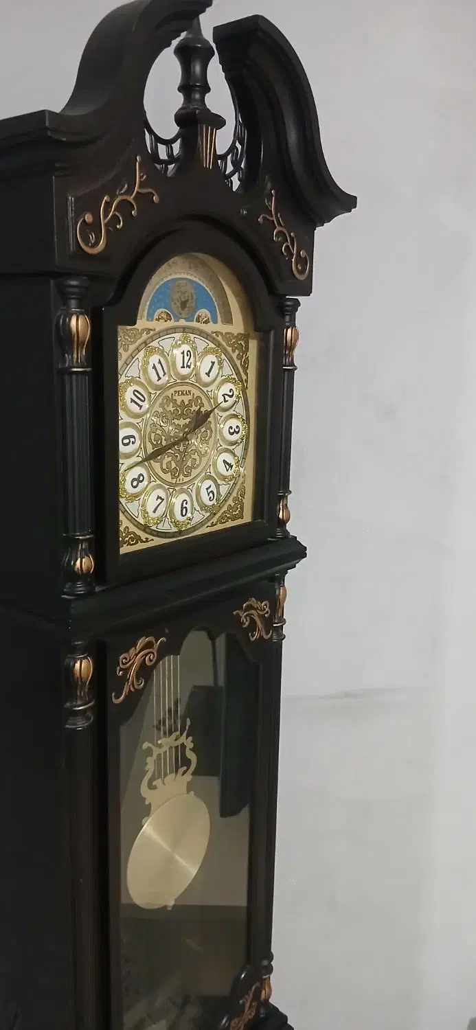 ساعت ایستاده نو و سالم چوب گردو|ساعت دیواری و تزئینی|خرم‌آباد, |دیوار