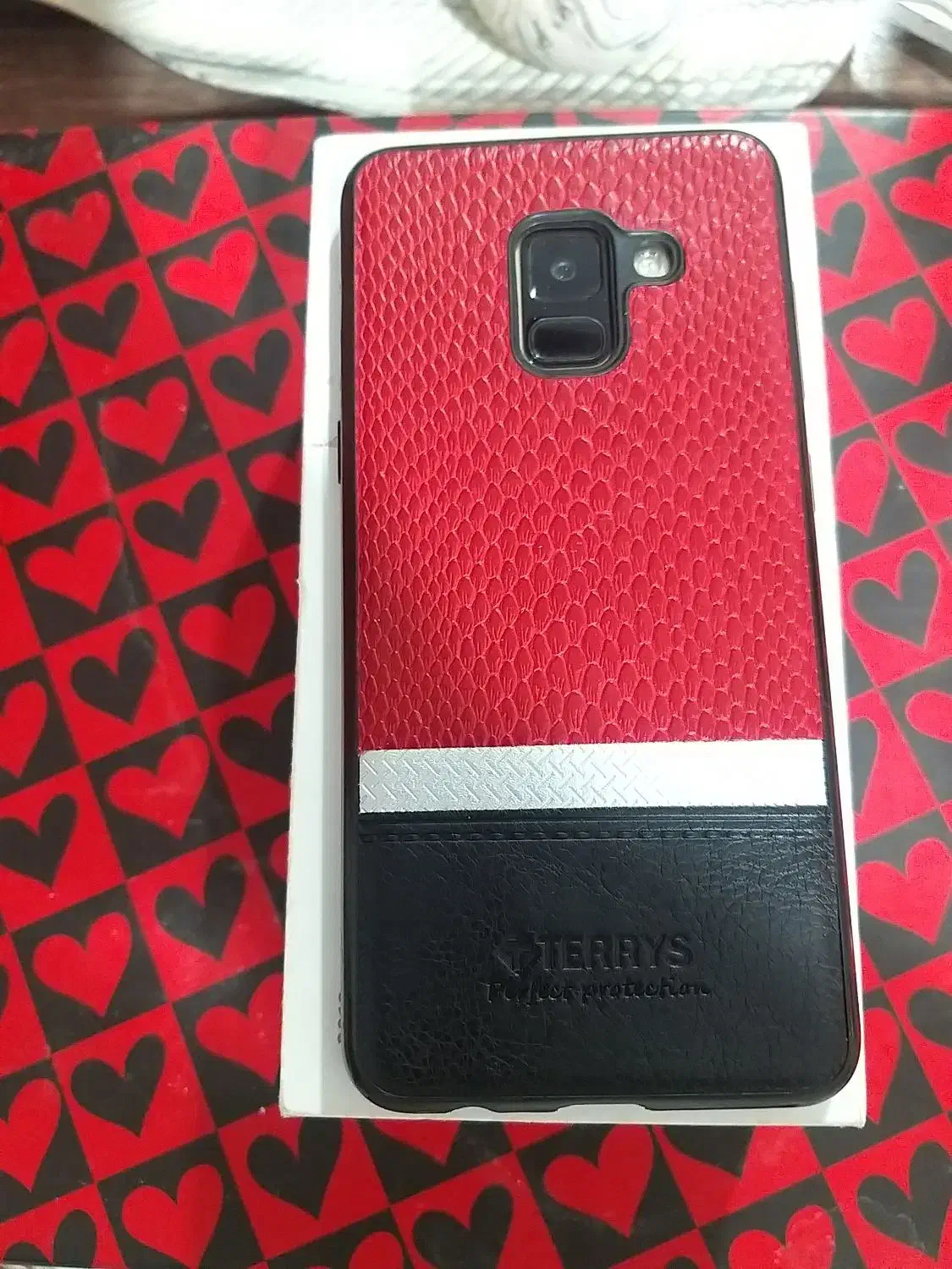 گوشی سامسونگ a8.2018|موبایل|قم, زنبیل آباد|دیوار