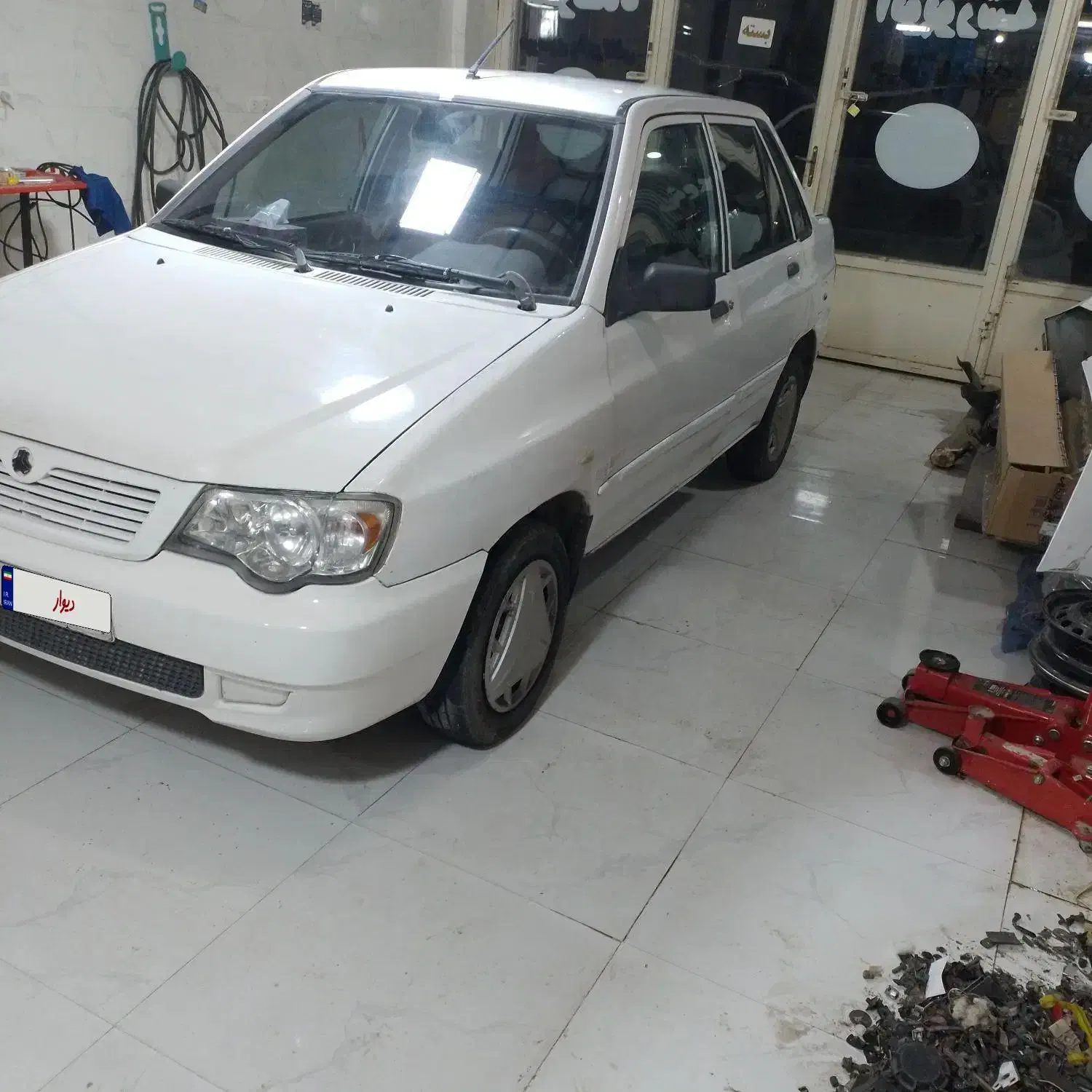 پراید ۱۳۲ سفید ۱۳۸۹|خودرو سواری و وانت|قروه, |دیوار