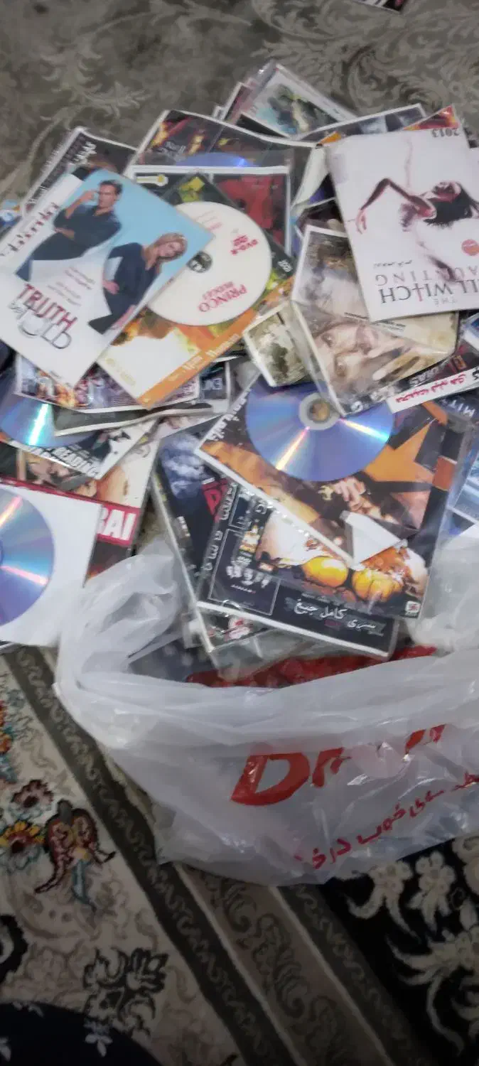 تعدادی سی دی خارجی وایرانی|فیلم و موسیقی|تهران, کوثر|دیوار