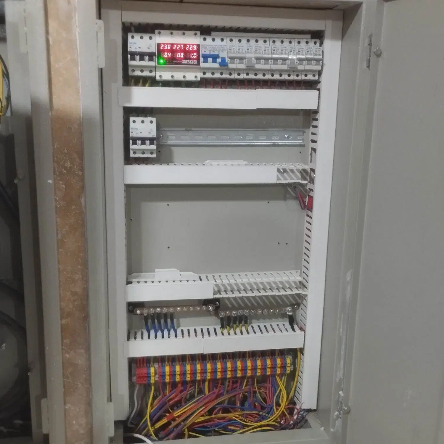 خدمات فنی شکرانی|خدمات پیشه و مهارت|سمیرم, |دیوار