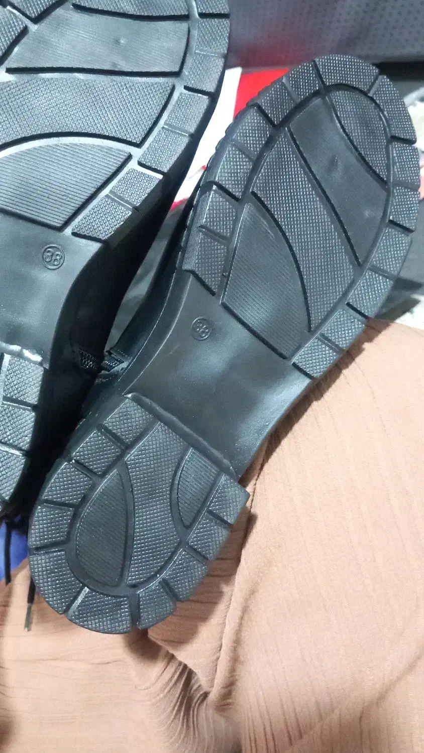 فروش نیم بوت|کیف، کفش، کمربند|ساری, |دیوار