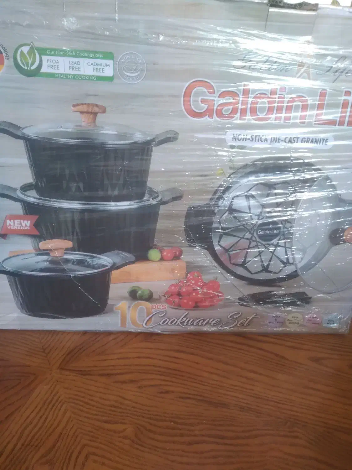 قابلمه سرامیکی و تابه قابلمه بزرگ|ظروف پخت‌وپز|مراغه, |دیوار