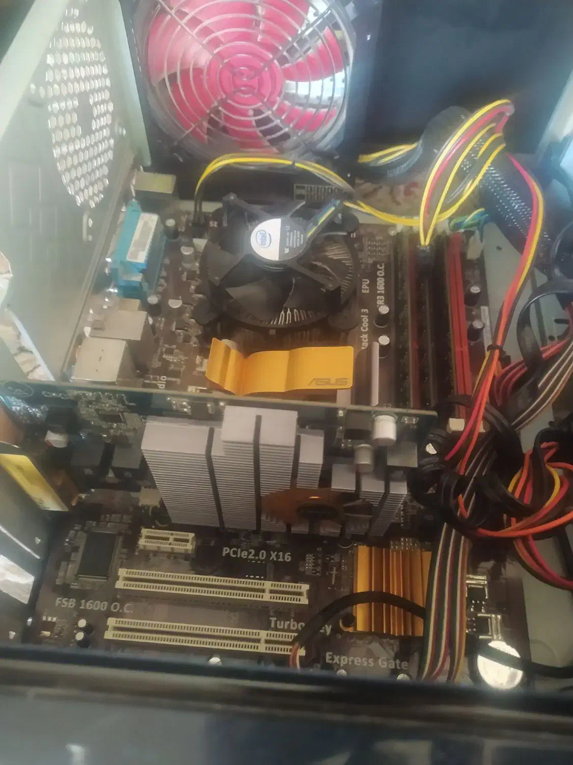 کیس میان رده خوب|رایانه رومیزی|پیر بکران, |دیوار