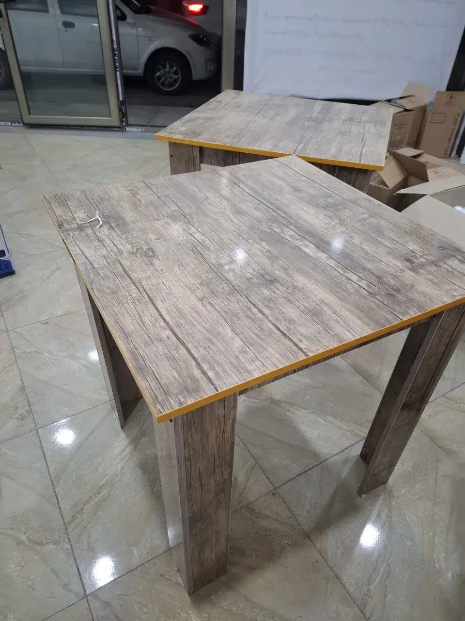 میز ام دی اف در حد نو|فروشگاه و مغازه|مرند, |دیوار