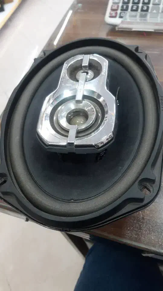 باند پایونر|صوتی و تصویری|قم, باسکول|دیوار