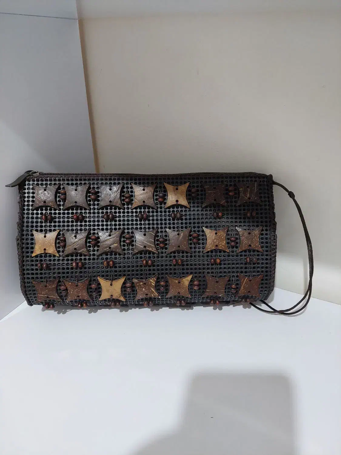 کیف دوشی|کیف، کفش، کمربند|اصفهان, شیخ اشراق|دیوار