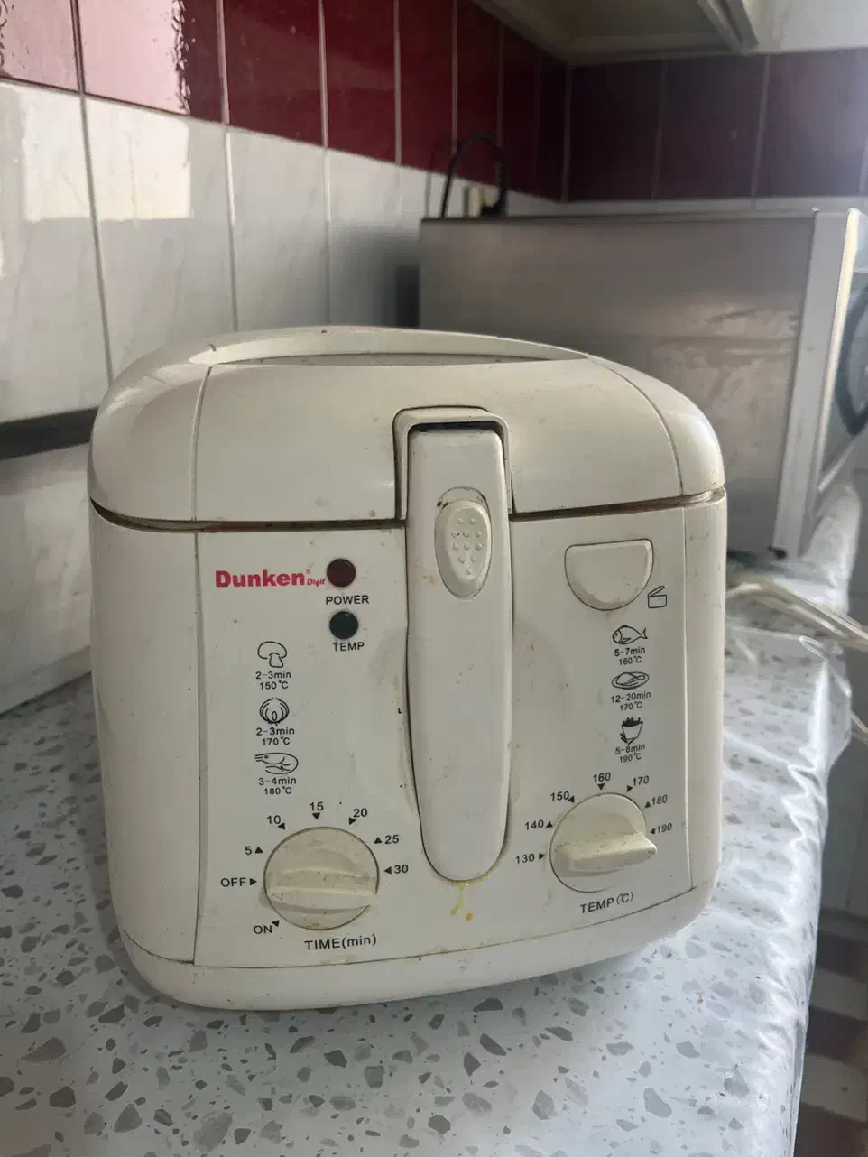 سرخکن دانکن ظرفیت دو لیتر متوسط|اجاق گاز و لوازم برقی پخت‌وپز|گرگان, |دیوار