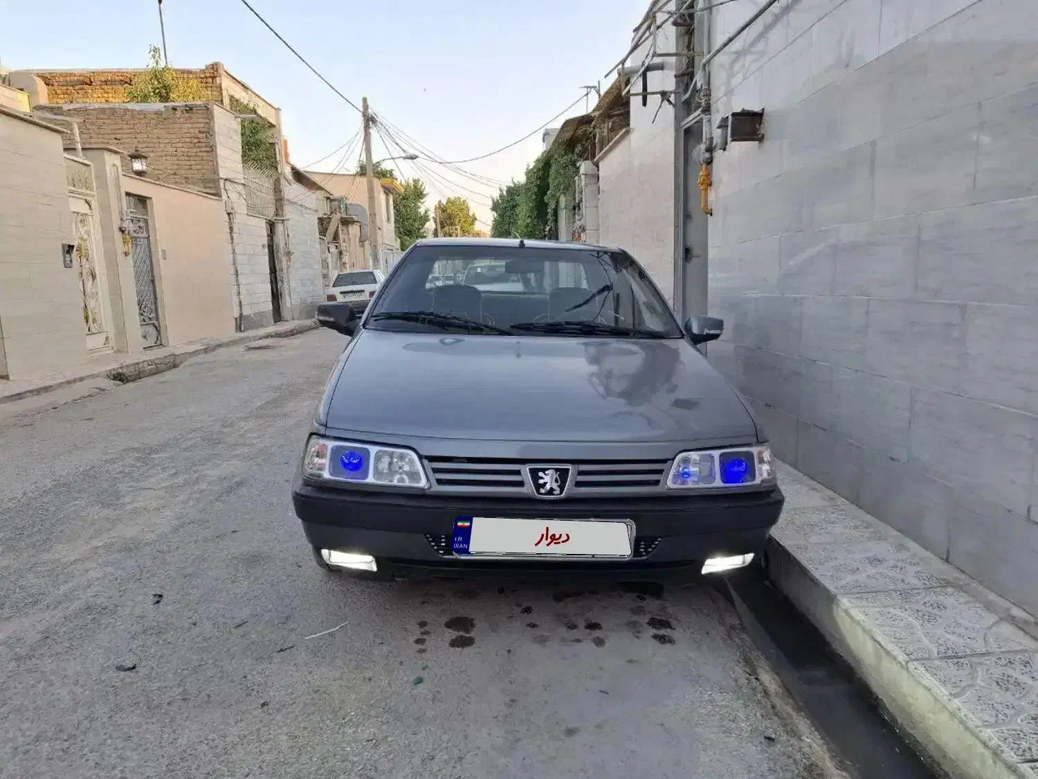 پژو 405 مدل 88|خودرو سواری و وانت|چهارباغ, |دیوار