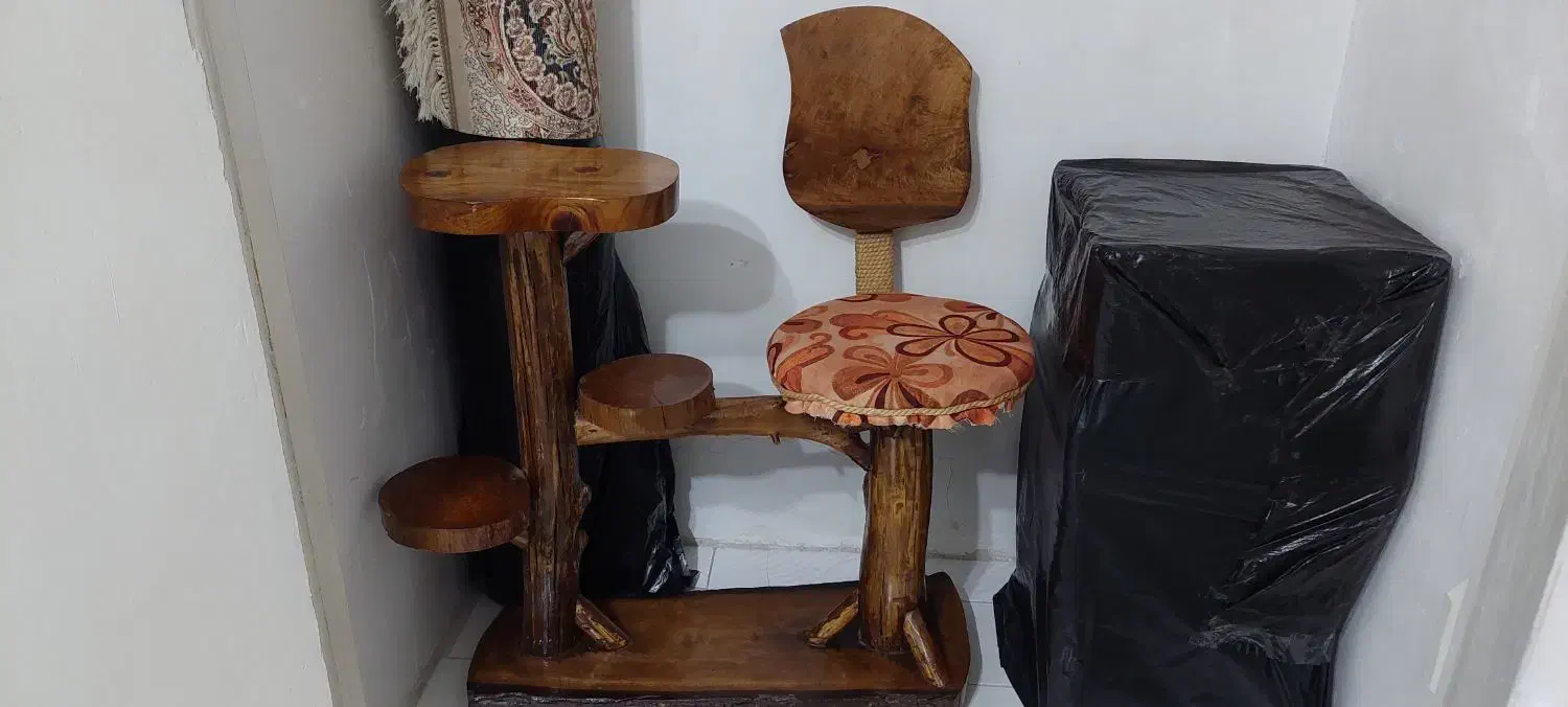 میز تلفن|میز تلفن|نیشابور, بزرگمهر|دیوار