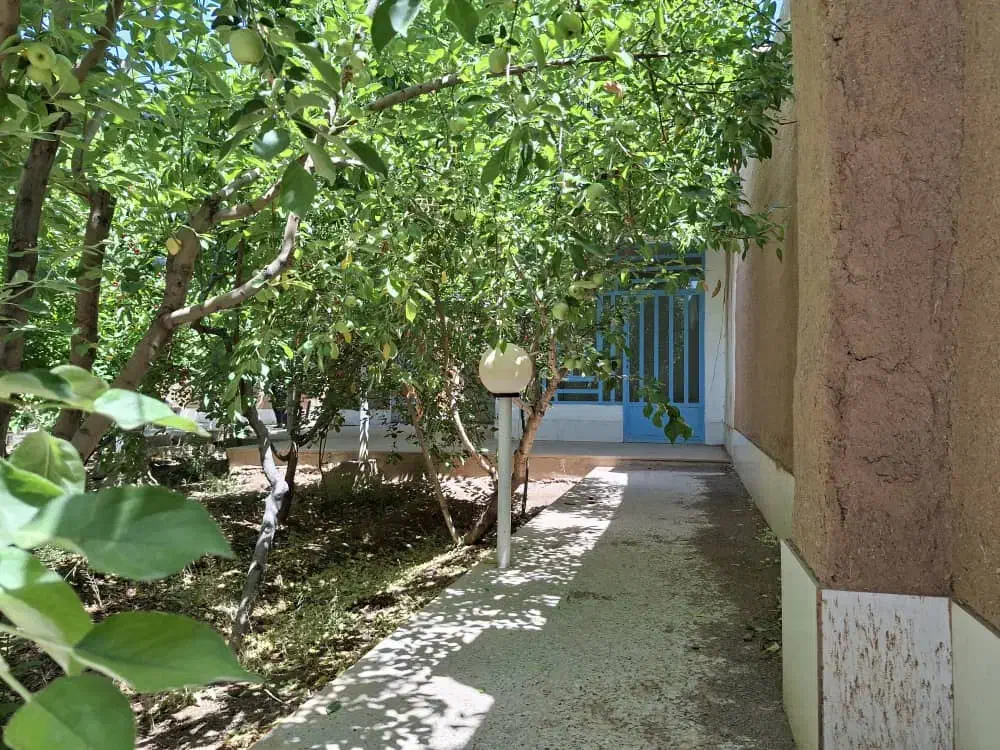 فروش ویلا باغ ۲۵۰ متری قلعه سفید.|فروش خانه و ویلا|اصفهان, دانشگاه اصفهان|دیوار