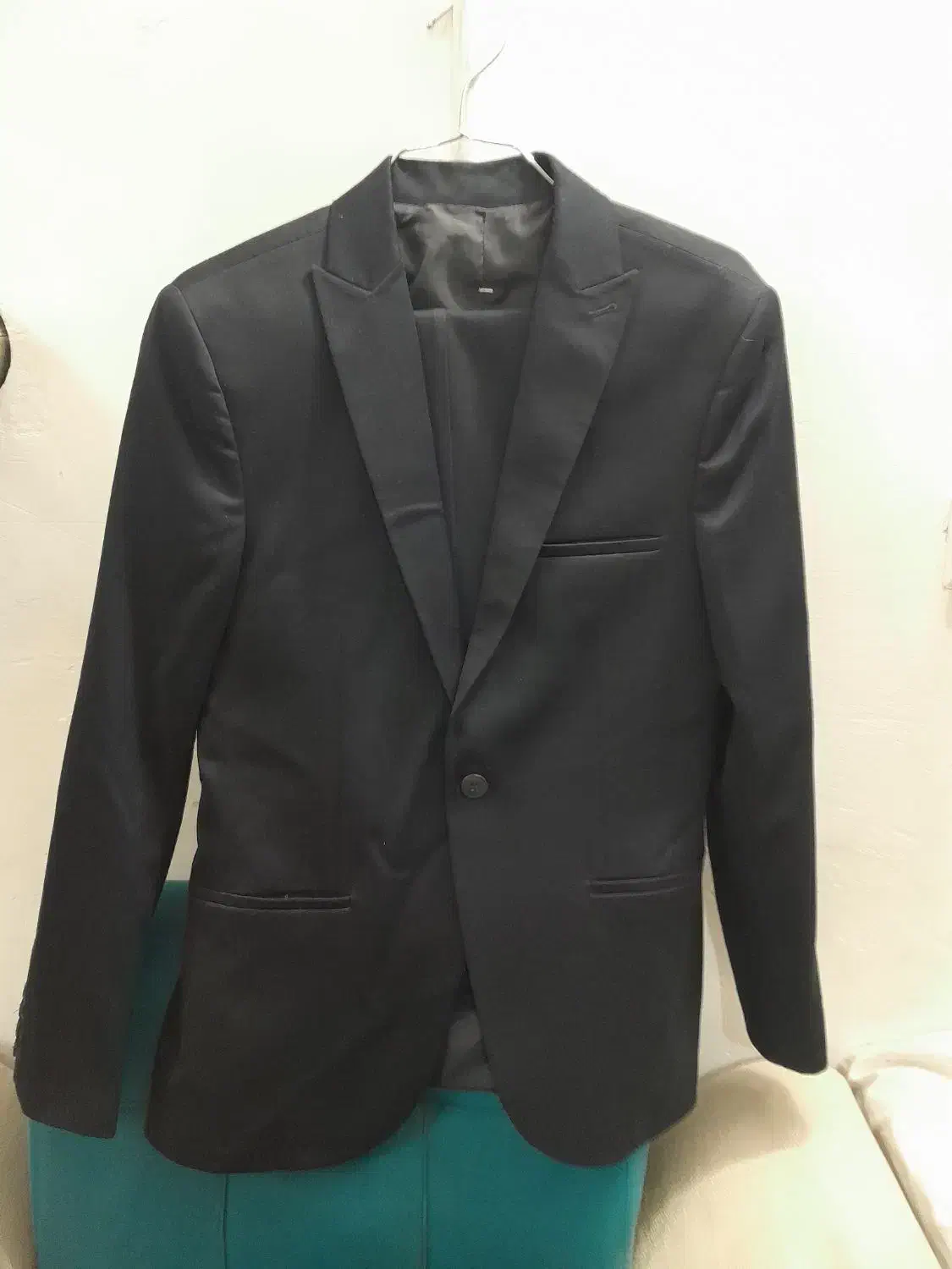 کت شلوار سورمه ای در حد نو و...|لباس|تربت‌حیدریه, دیزقند|دیوار