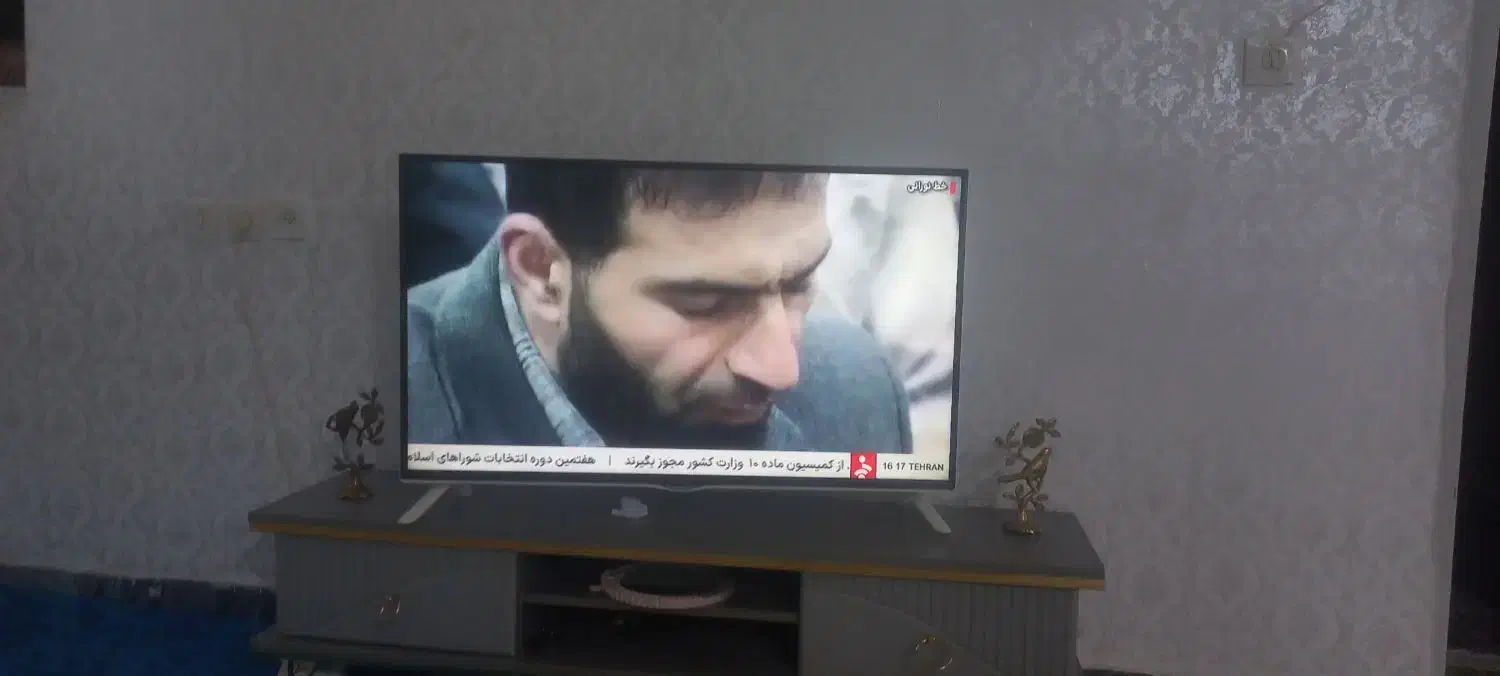 تلویزیون ال جی اصل کره ۴۲ اینچ|تلویزیون و پروژکتور|کوهدشت, |دیوار