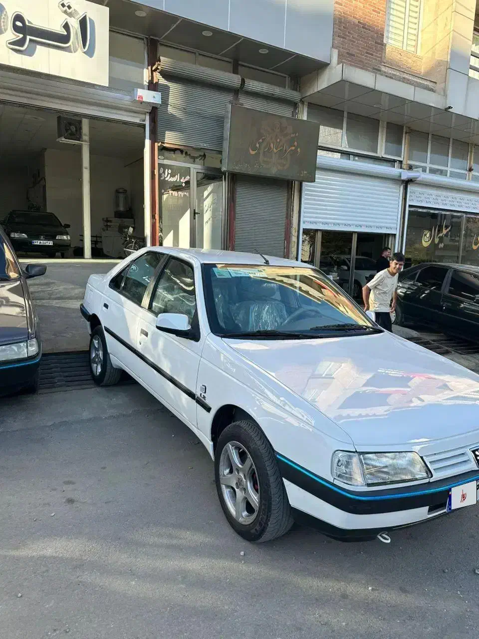 ۴۰۵ مدل ۹۰ اتاق ۴۰۴ خوش قیمت|خودرو سواری و وانت|بانه, |دیوار