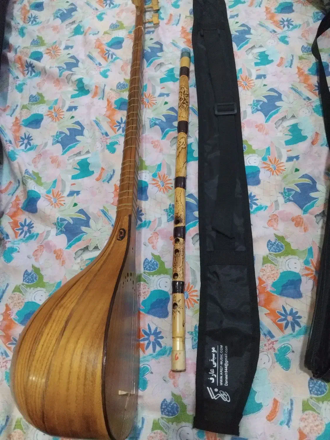 سه تار (ابکار) دو مهر|سازهای سنتی|نورآباد ممسنی, |دیوار