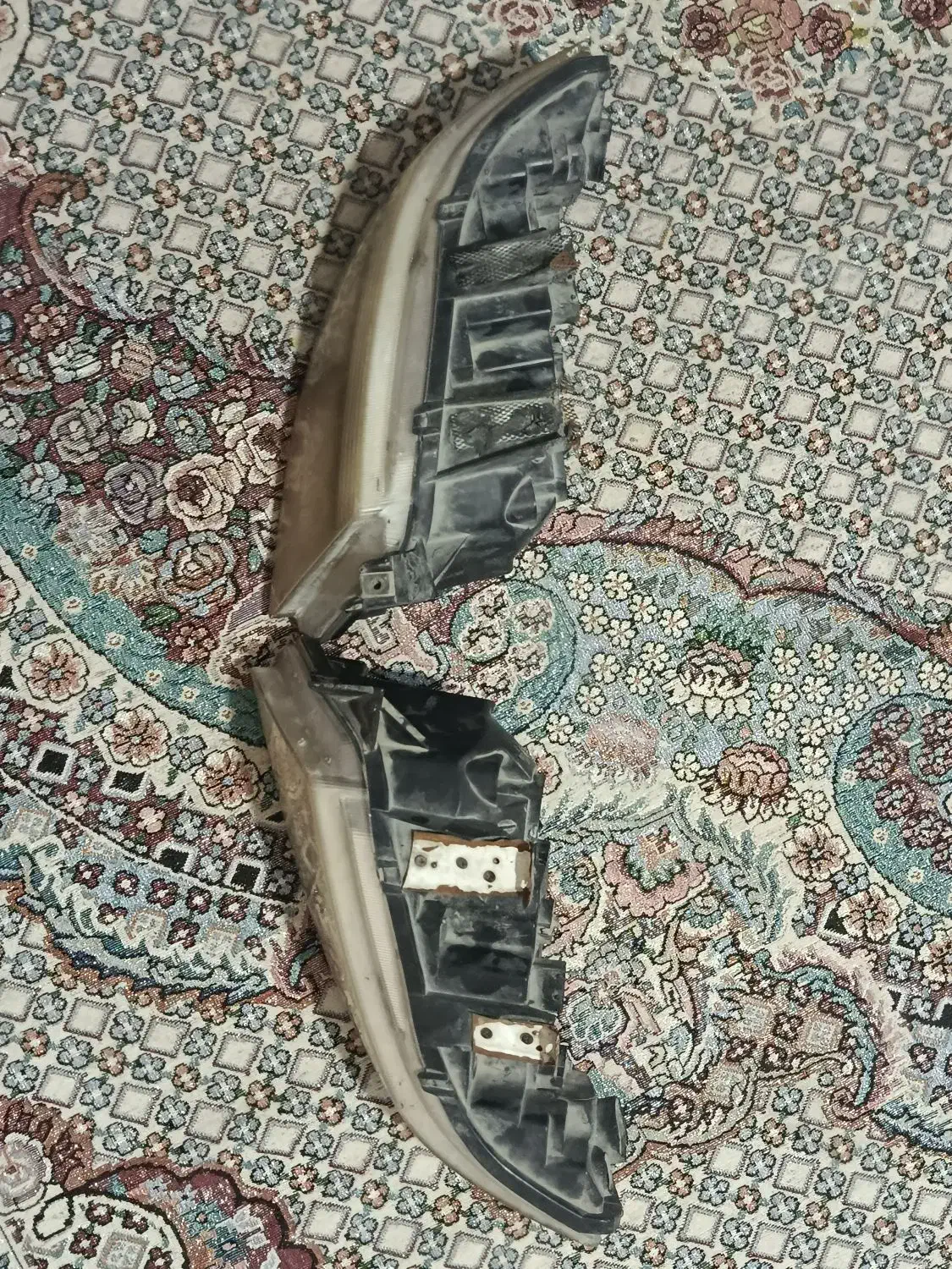 یک جفت چراغ جلو سورن|قطعات یدکی و لوازم جانبی|خرم‌آباد, |دیوار