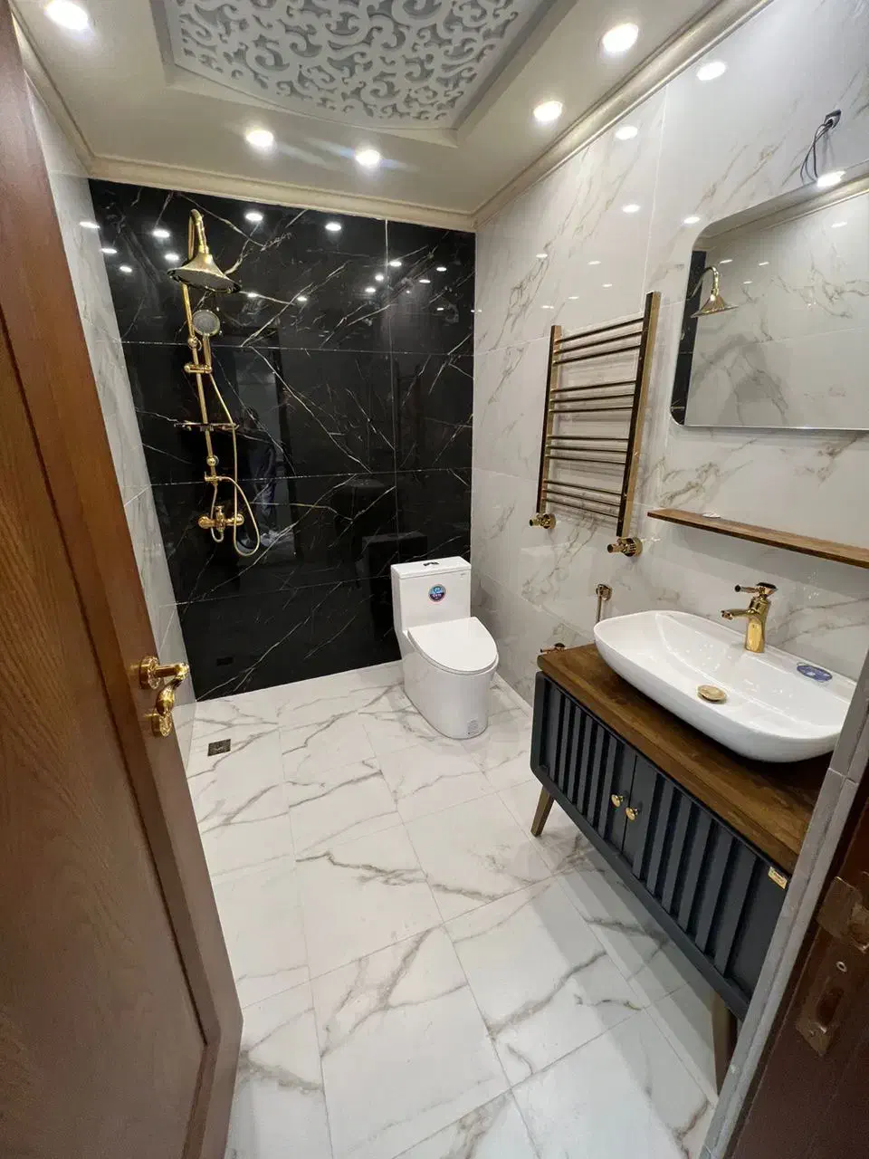 اجاره ۲۶۰متر دروس(۲p-فول مشاعات)فایل شخصی-بی نظیر