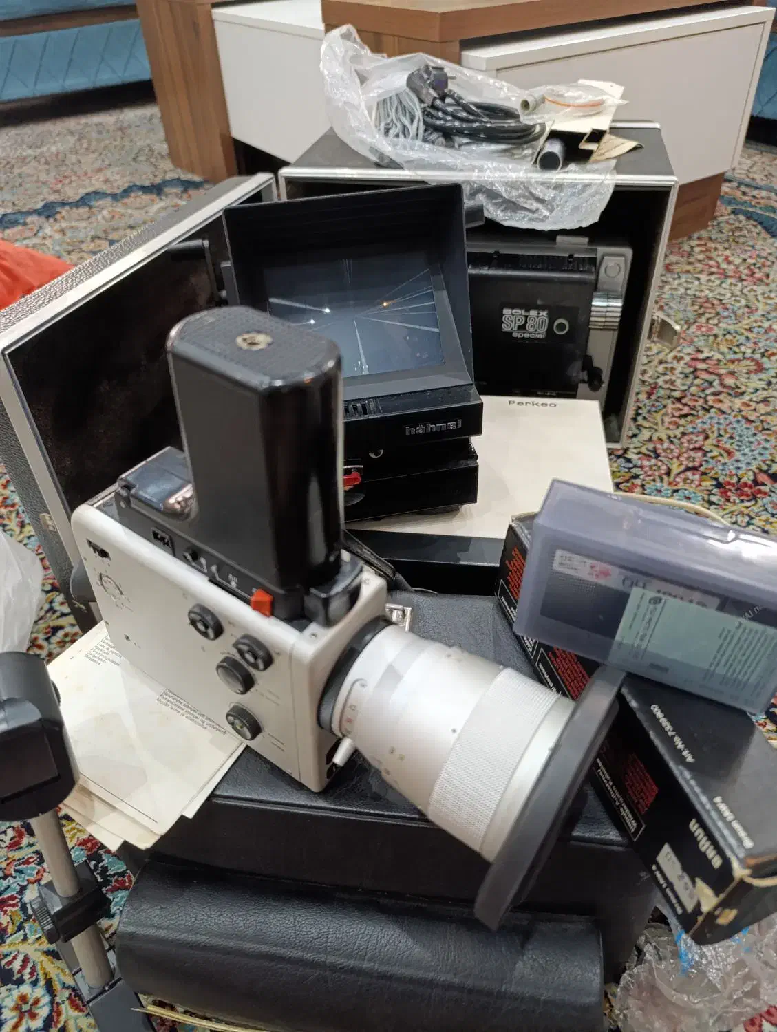 دوربین فیلمبرداری عتیقه|دوربین عکاسی و فیلمبرداری|تهران, شهرک دریا|دیوار