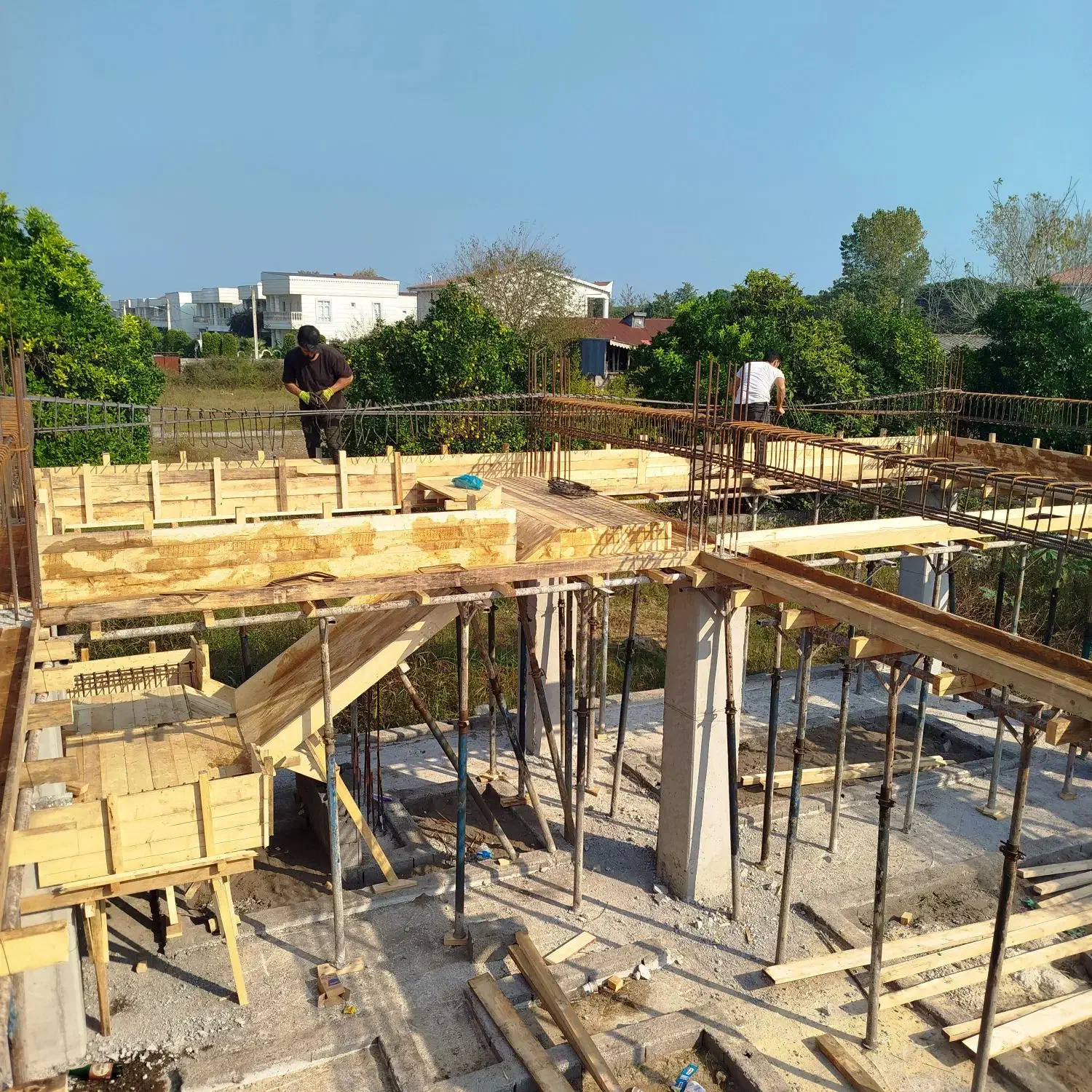 ارماتور بندی و اجرای سازه های بتنی|خدمات پیشه و مهارت|کیاشهر, |دیوار