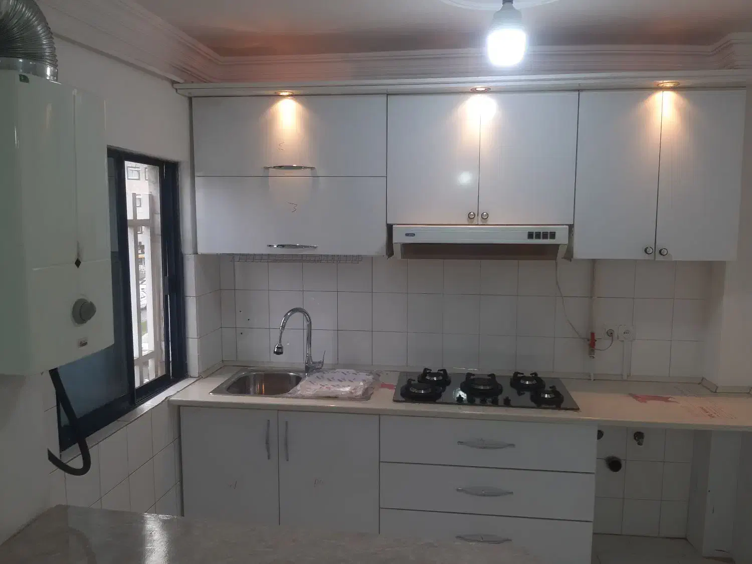 رهن یک واحد ۸۰ متری بازسازی شده|اجارهٔ آپارتمان|رشت, رشتیان|دیوار