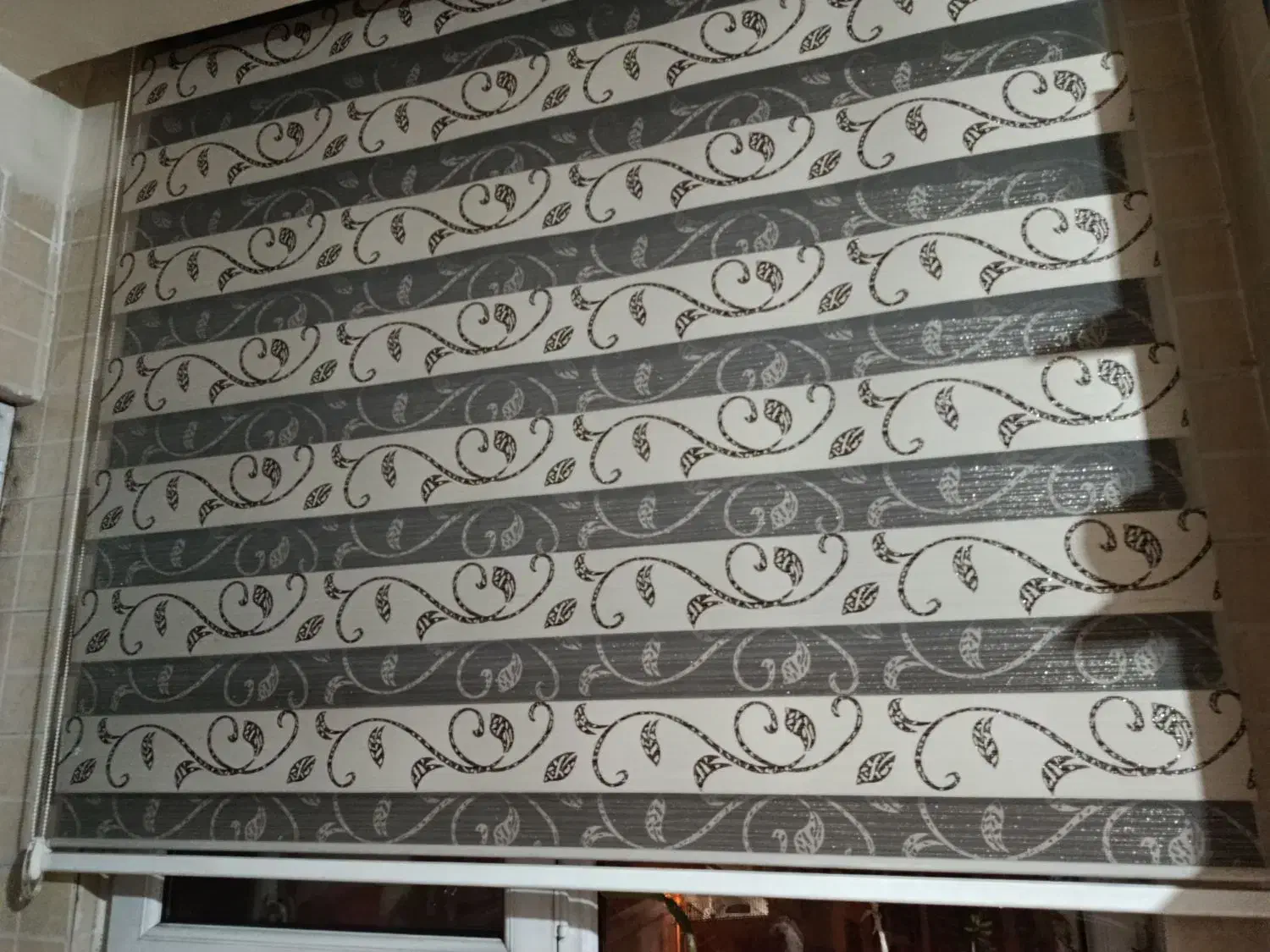 پرده زبرا|پرده، رانر، رومیزی|تهران, نارمک جنوبی|دیوار